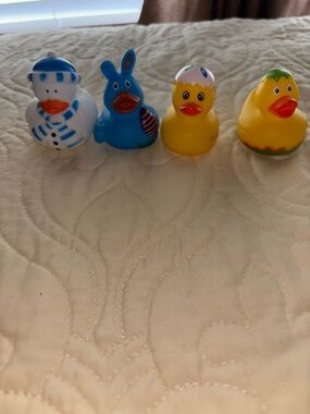 Kids Bath Toy Ducks - Blue and Yellow Set never used in Water- set of four